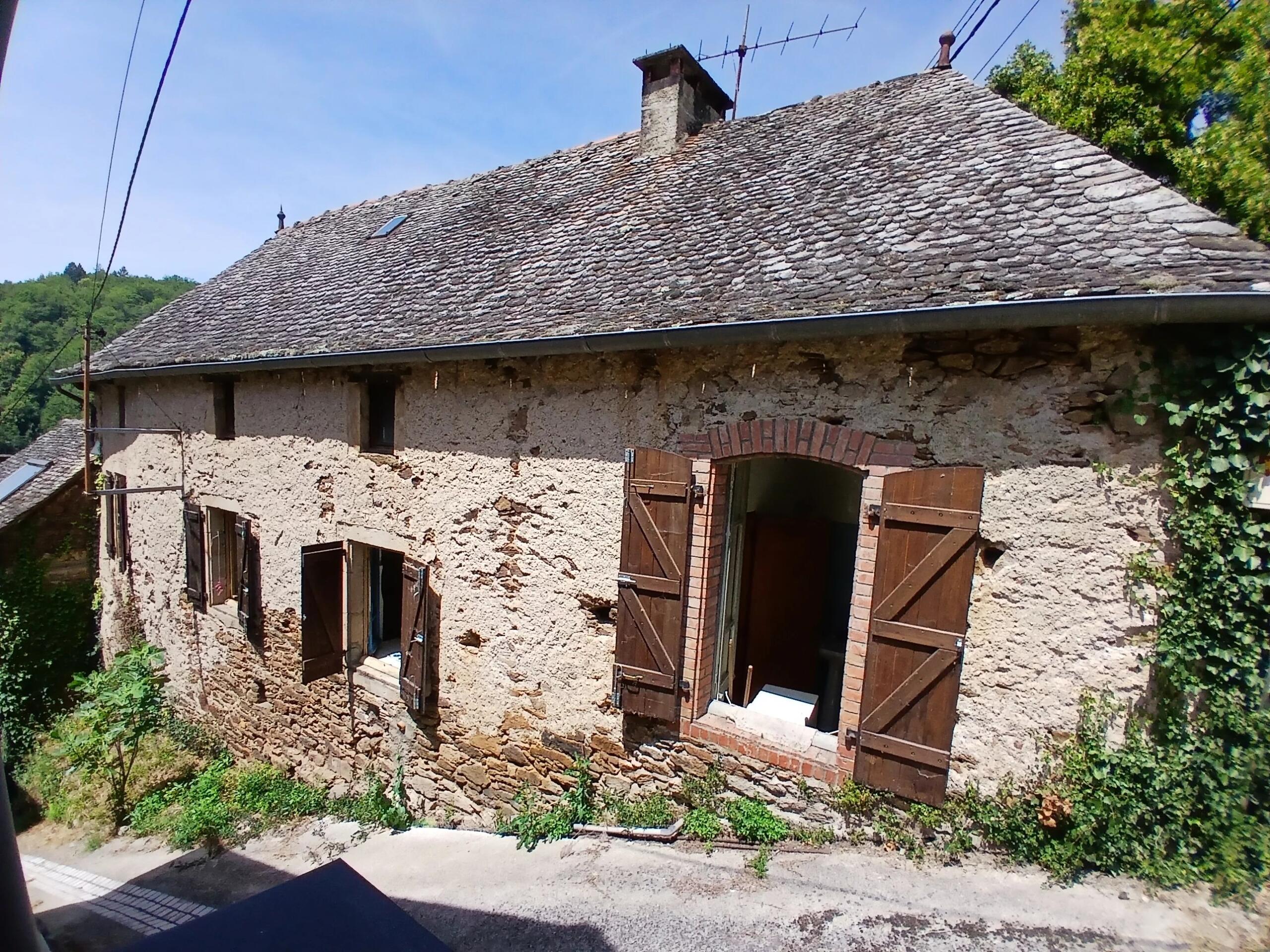 Village house with great potential, Midi-Pyrénées – France – BVI86226