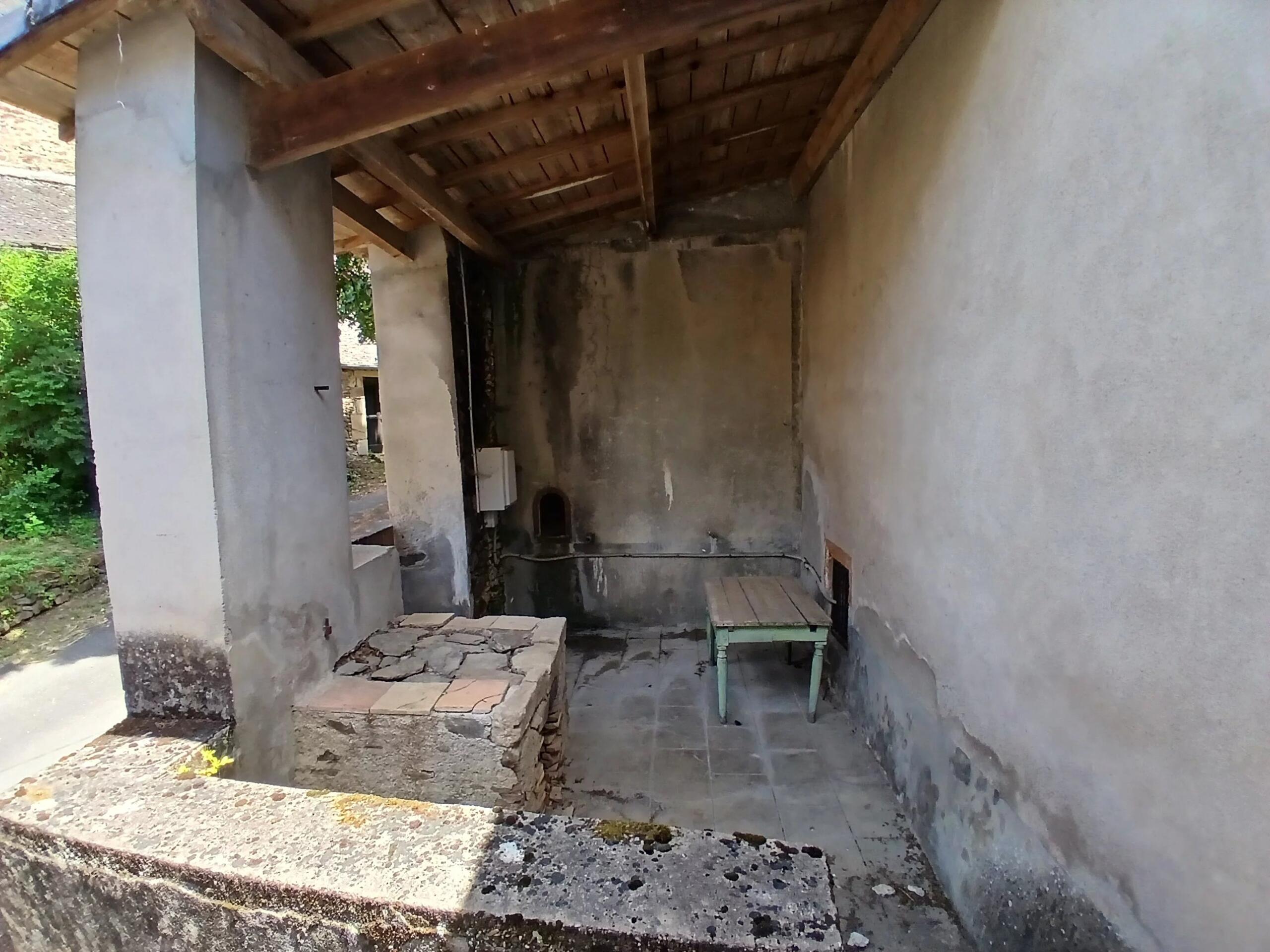 Village house with great potential, Midi-Pyrénées – France – BVI86226