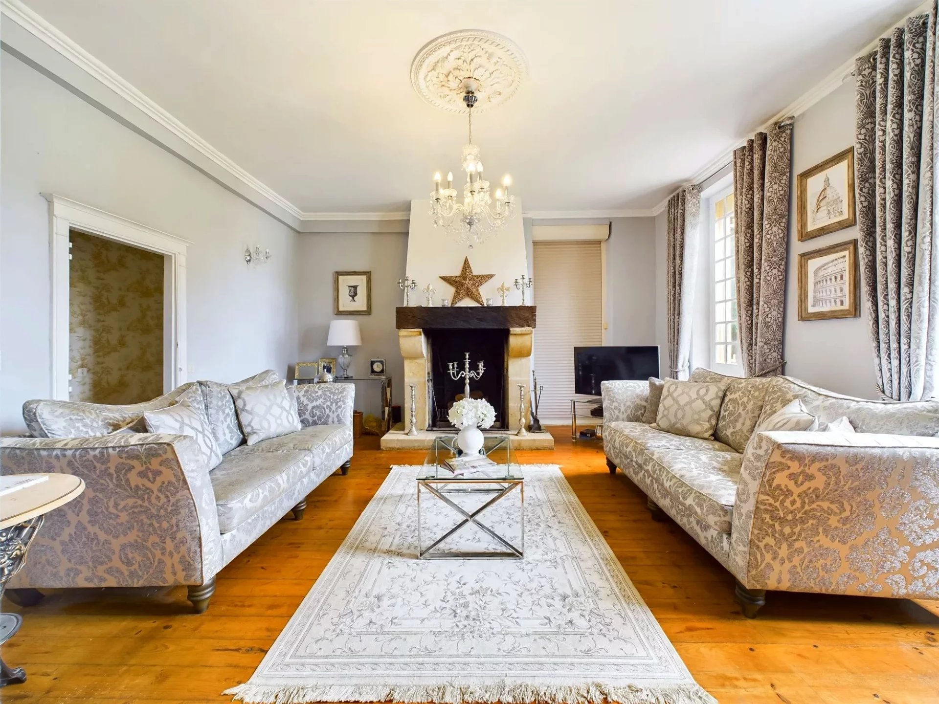 Superb 18th century manor house, Aquitaine – France – BVI71463