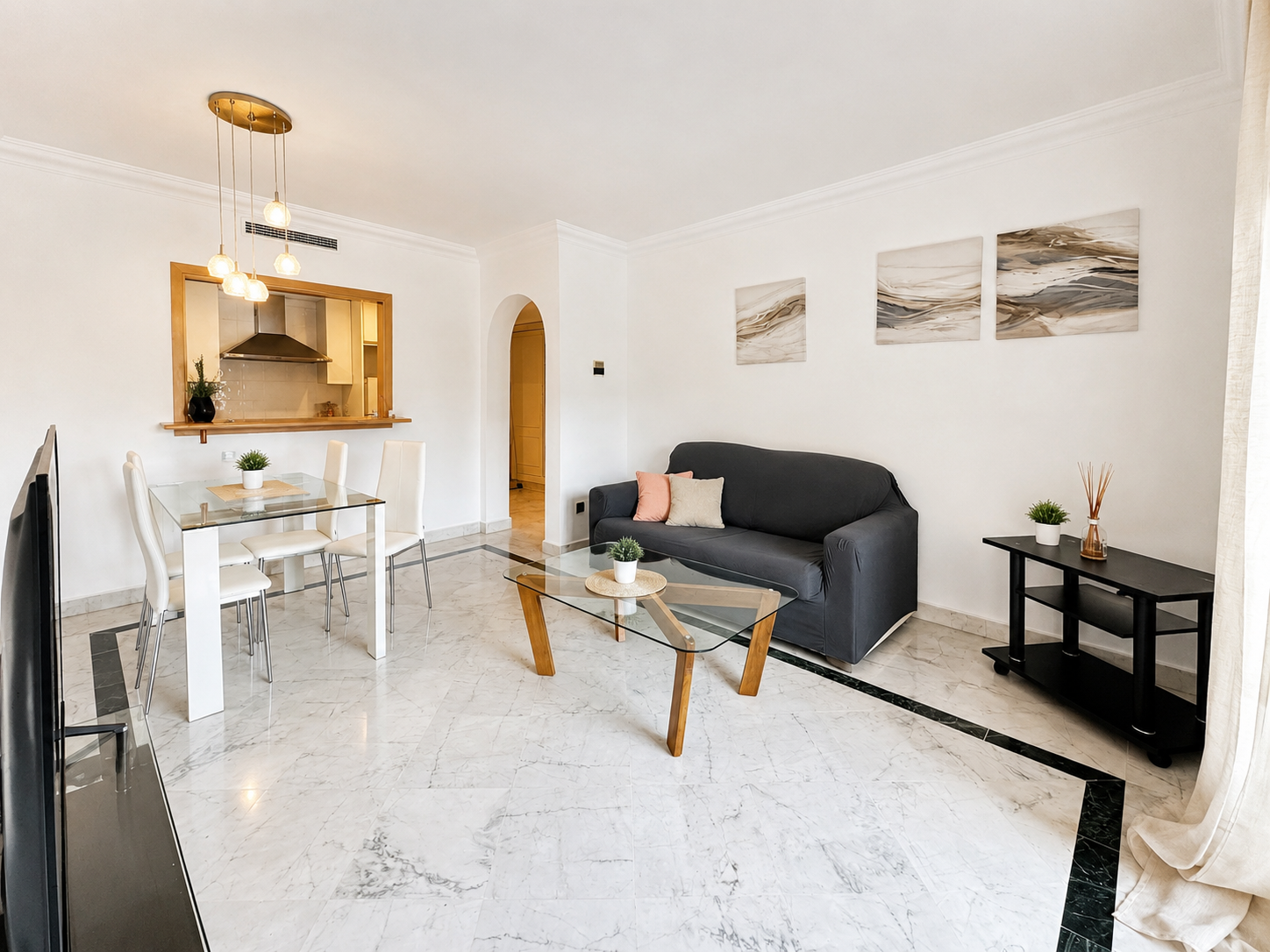 2 bedroom Apartment in Marbella, Malaga, Spain – 428-05554E