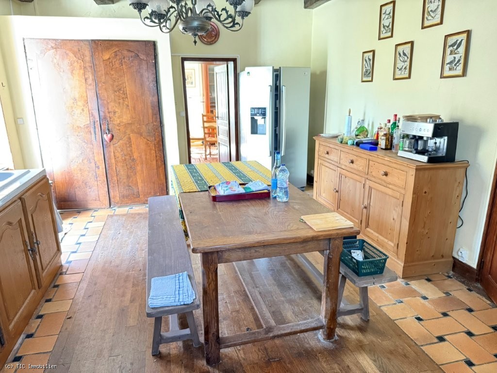 4 bedroom House in Ruffec, France – r7283