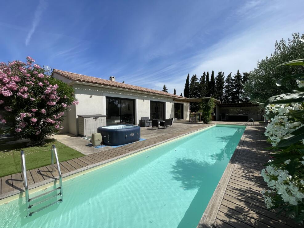 Escales – a newly built villa style property with 4 bedrooms, open plan living and swimming pool.
