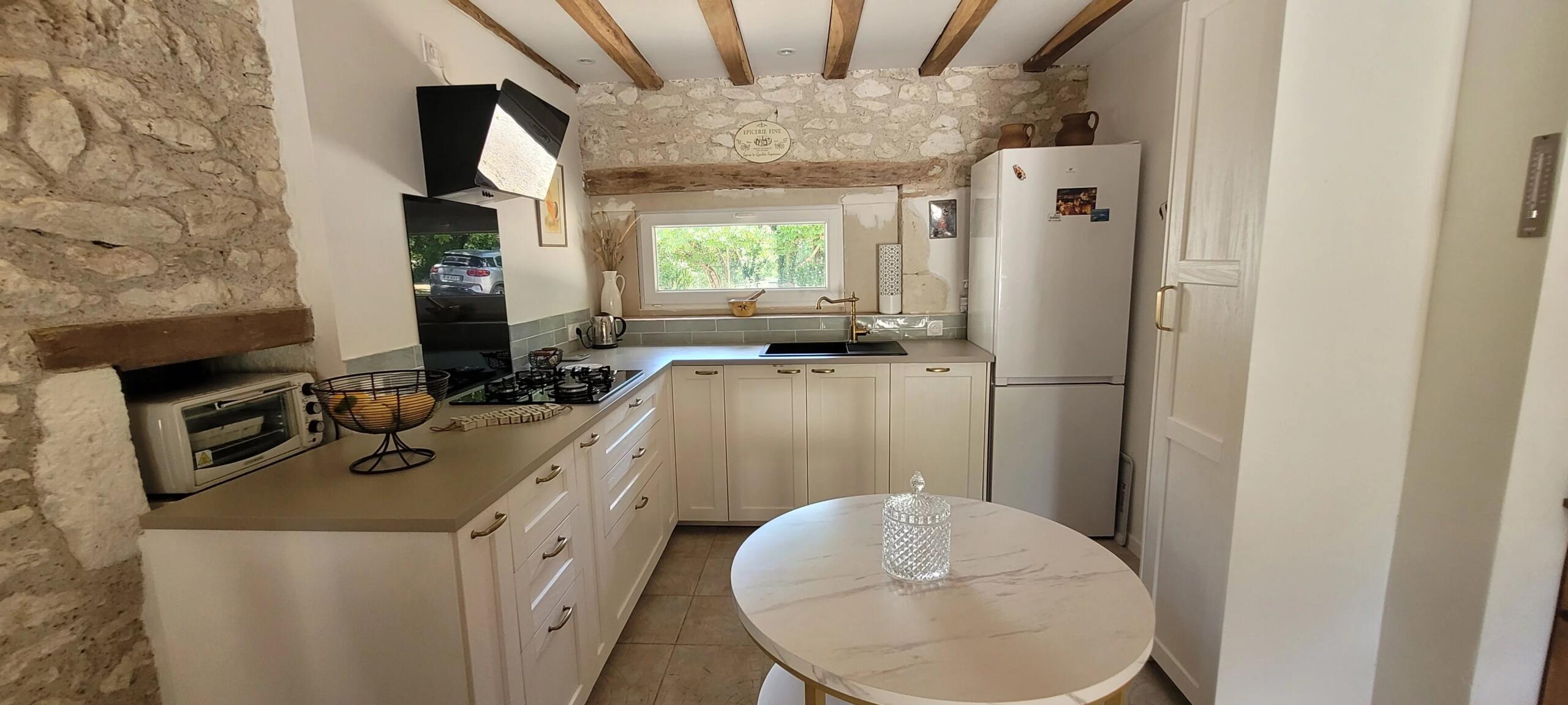 Secluded property with two gîtes and pool, Midi-Pyrénées – France – BVI86458