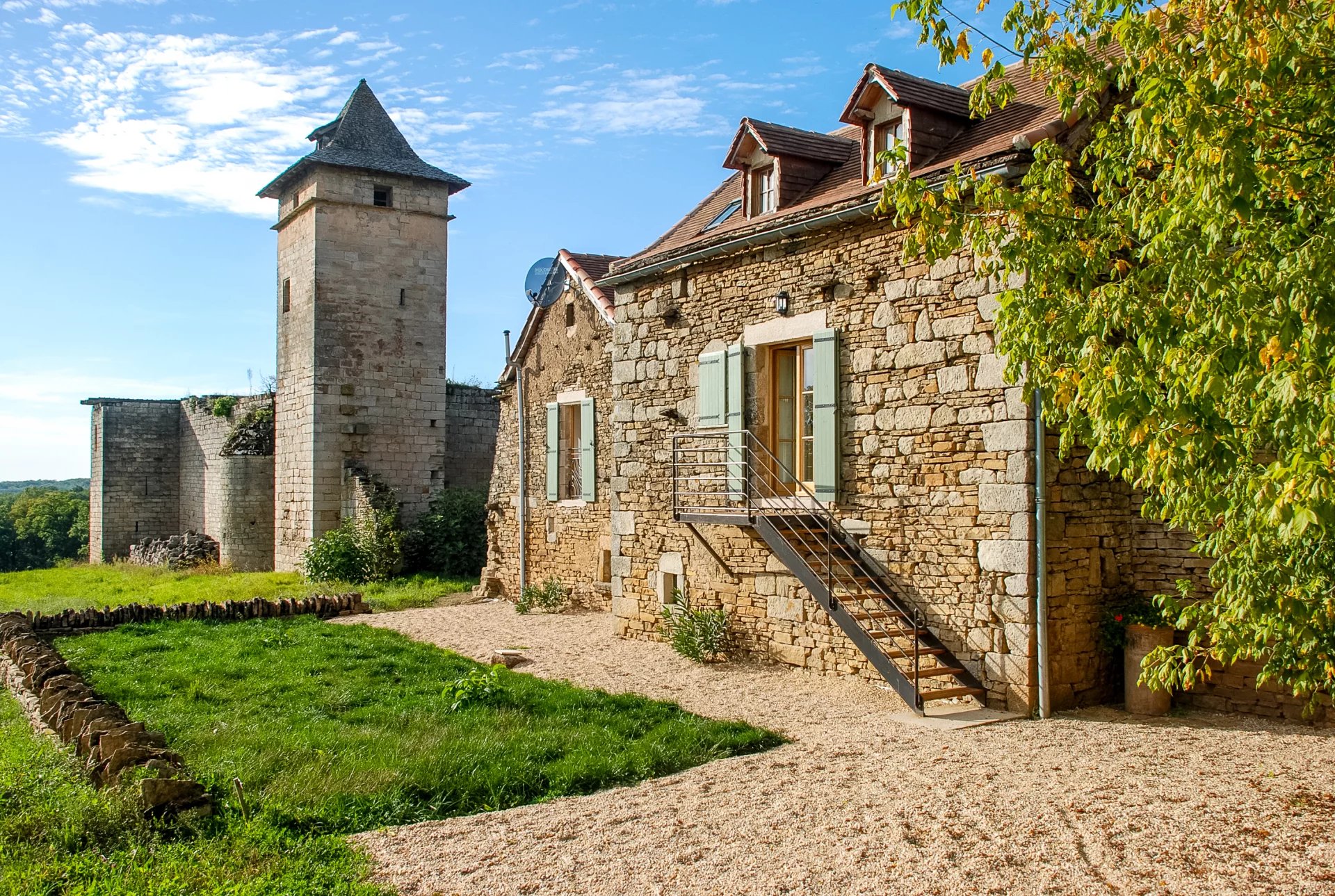 Character Country Estate with Gîtes and Land – Tarn-et-Garonne, Midi-Pyrénées – France – BVI85999