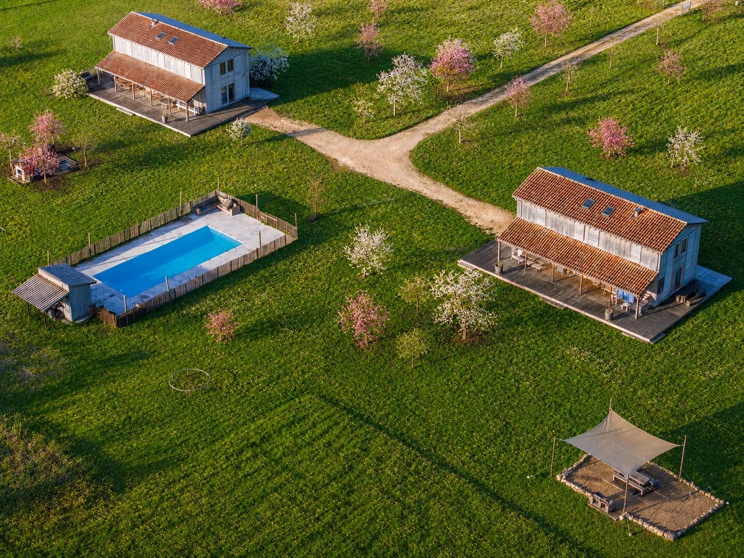 Property with two houses and pool close to Villeréal, Nouvelle-Aquitaine – France – BVI82830