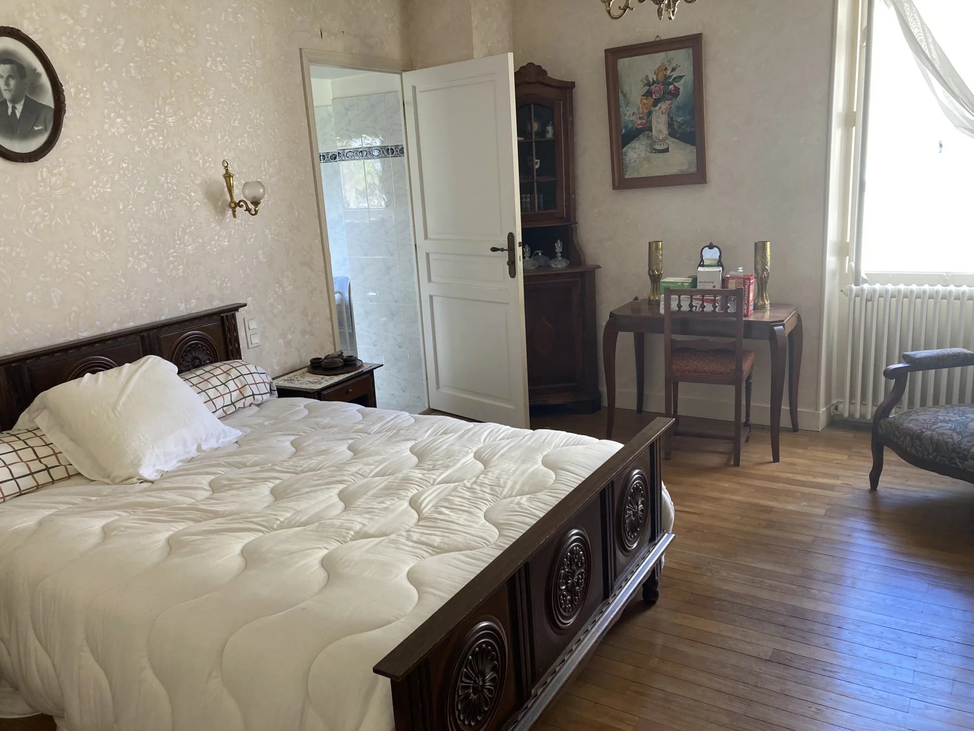 Charming property centre village, Poitou-Charentes – France – BVI75015
