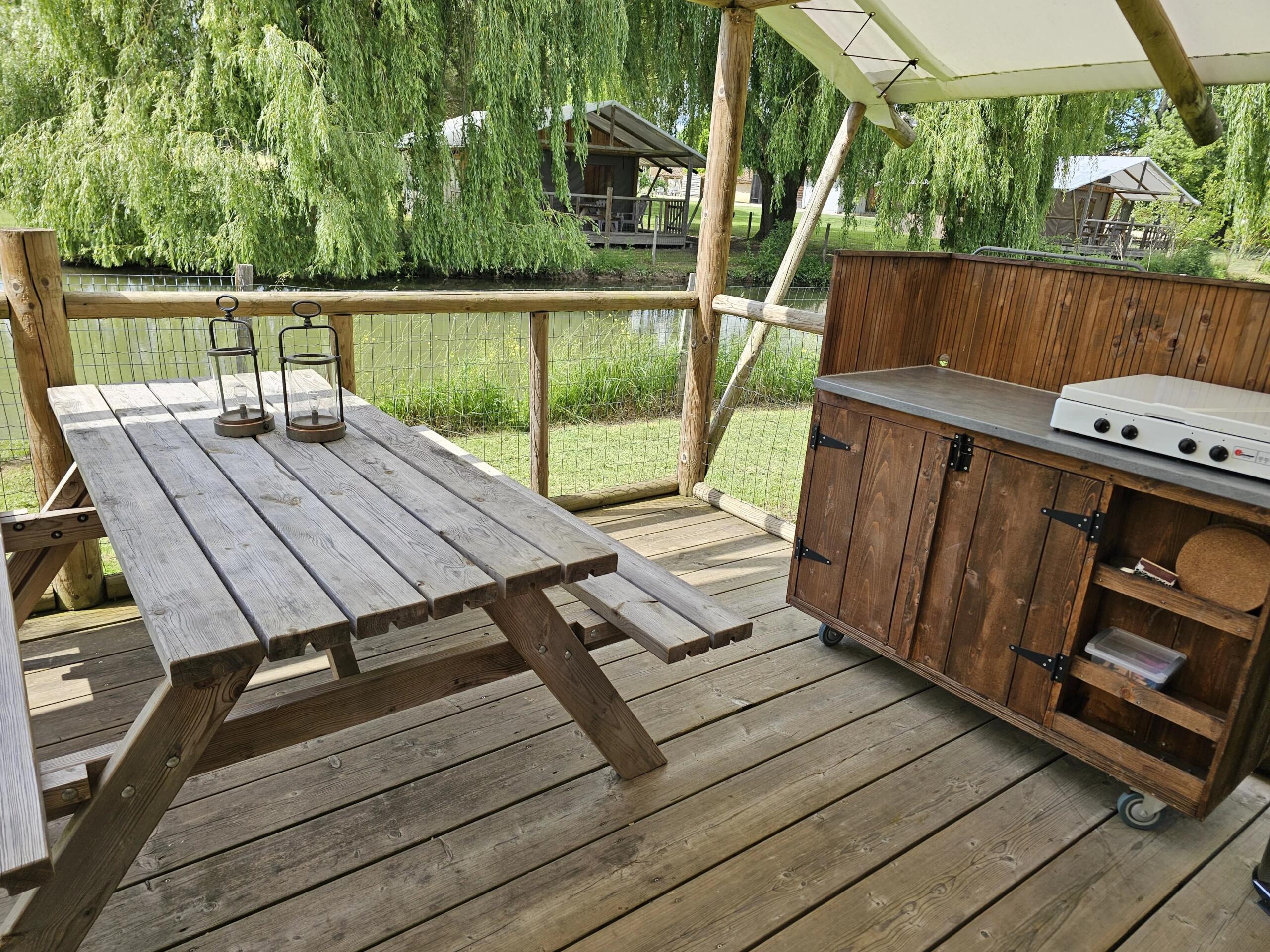 Glamping complex on over 5 hectares of land with a lake, Aquitaine – France – BVI86375