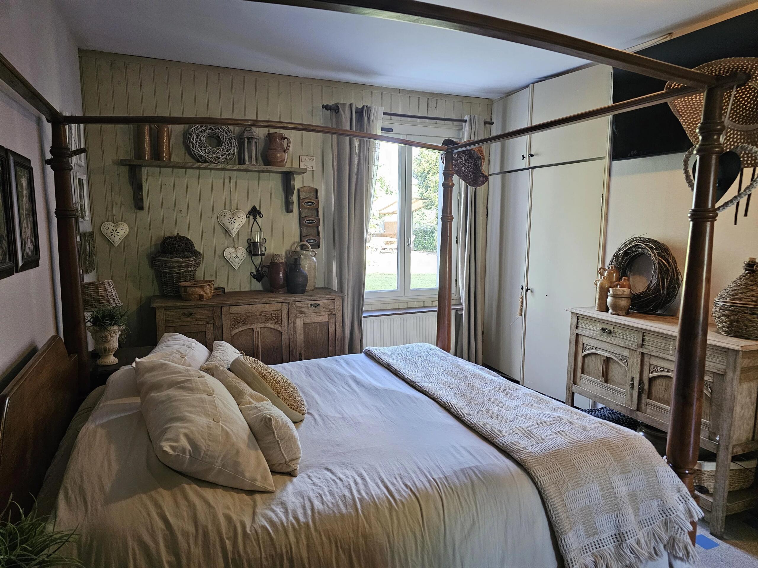 Glamping complex on over 5 hectares of land with a lake, Aquitaine – France – BVI86375