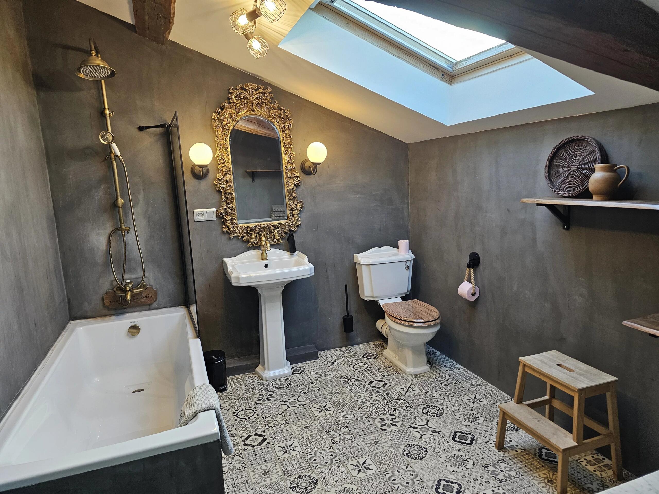 Glamping complex on over 5 hectares of land with a lake, Aquitaine – France – BVI86375