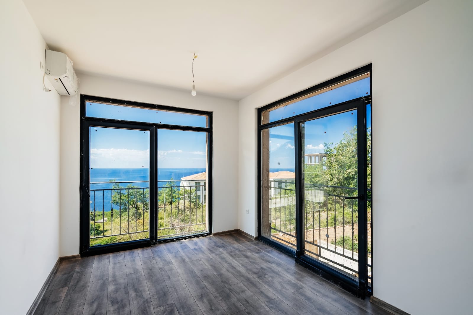 20 bedroom Commercial Property in Seoce, Budva Municipality, Montenegro – MRENB-119