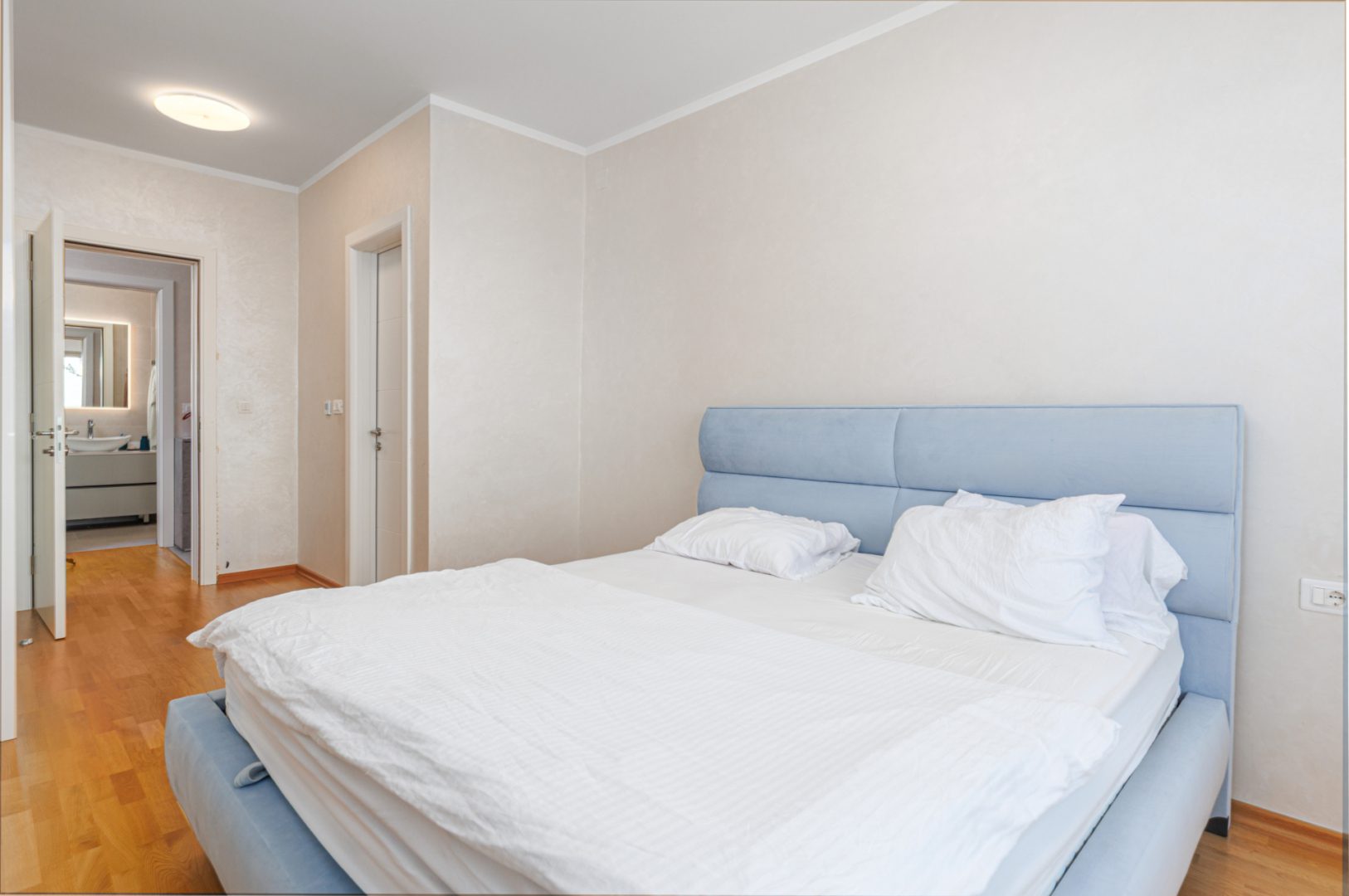 3 bedroom Apartments in Becici, Budva Municipality, Montenegro – MREDV-BA