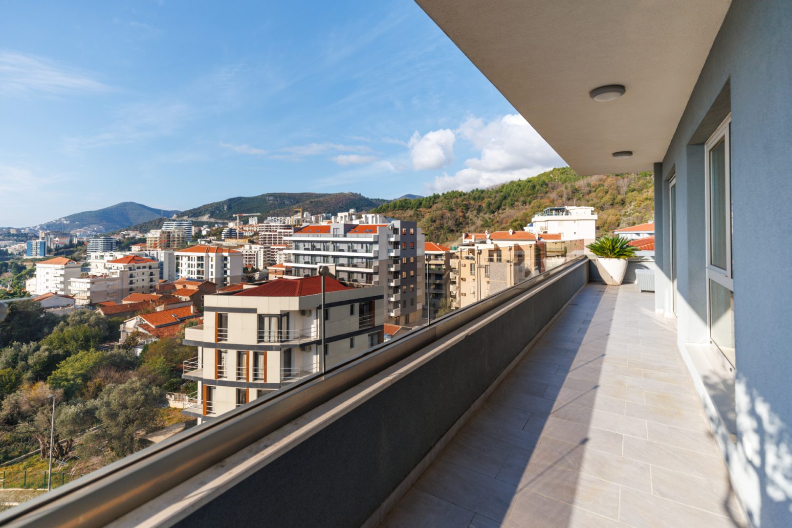3 bedroom Apartments in Becici, Budva Municipality, Montenegro – MREDV-BA