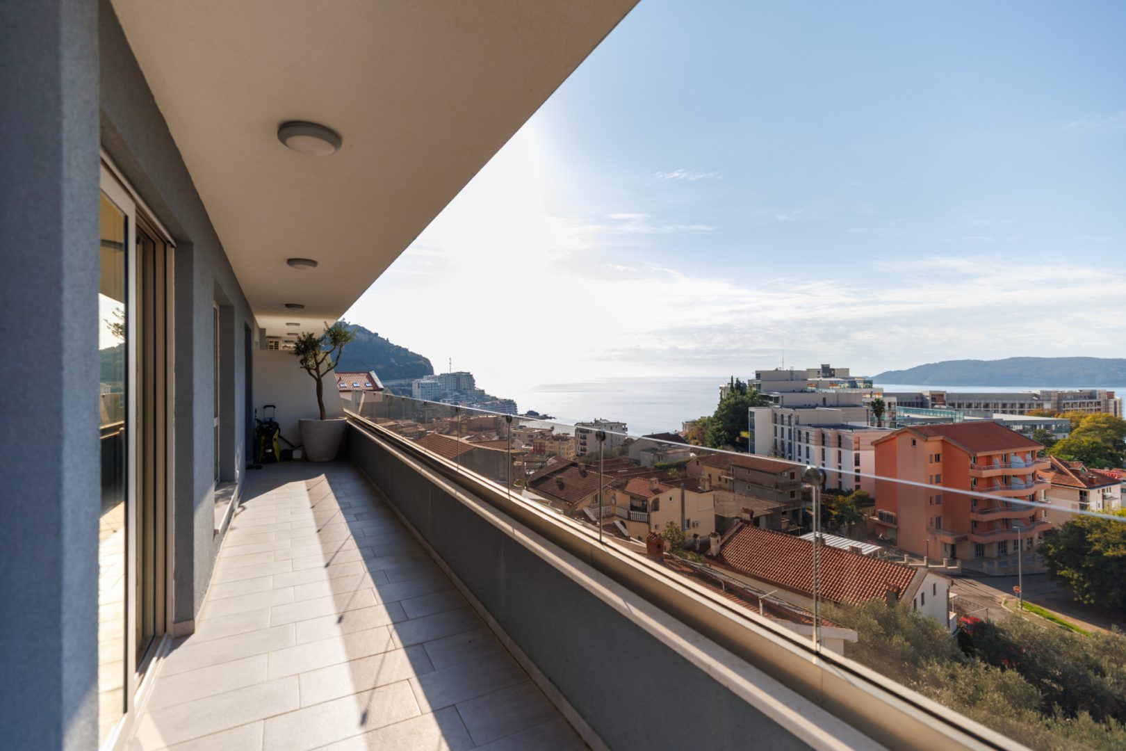 3 bedroom Apartments in Becici, Budva Municipality, Montenegro – MREDV-BA
