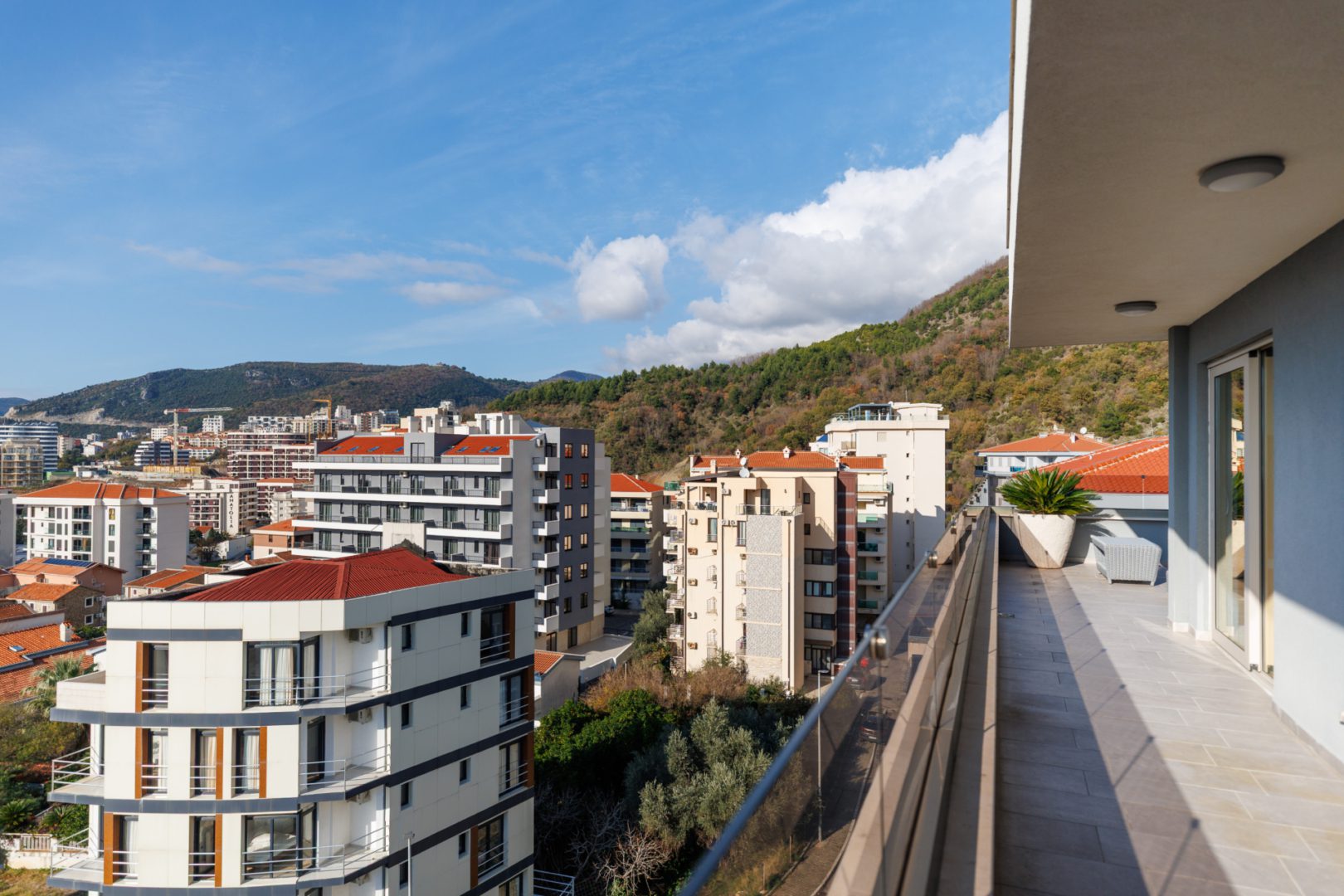 3 bedroom Apartments in Becici, Budva Municipality, Montenegro – MREDV-BA