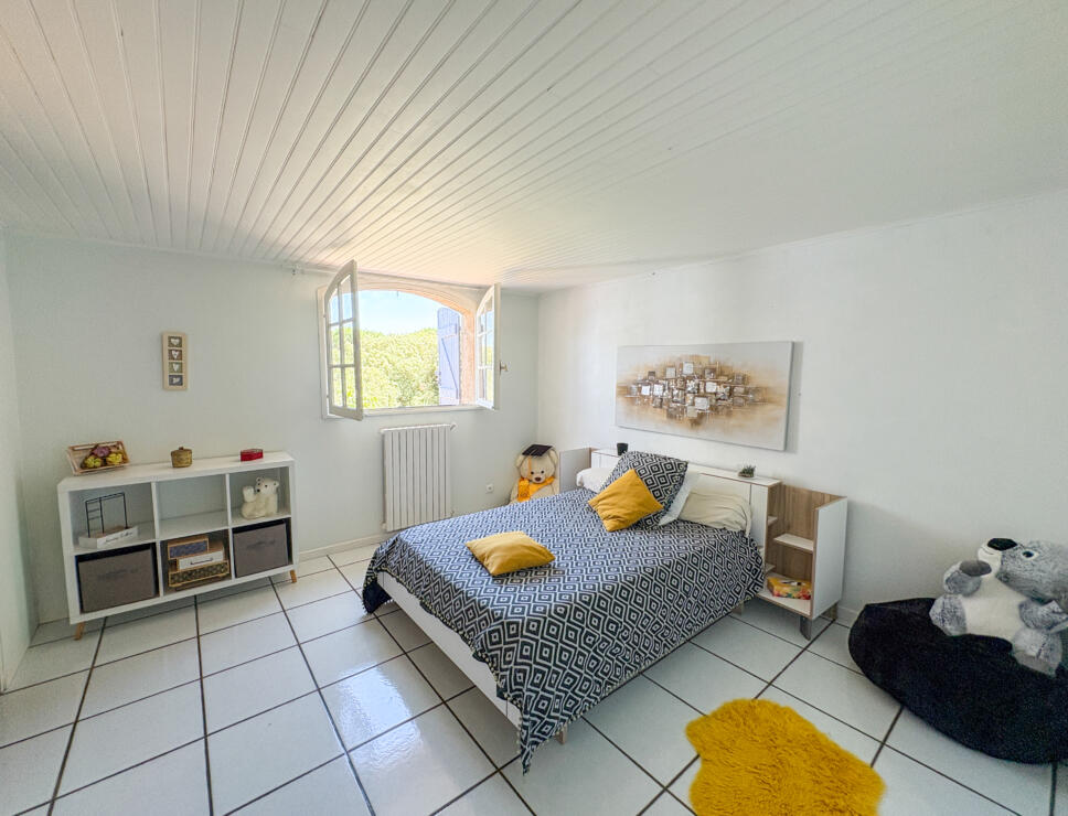 Exceptional Contemporary Villa with Independent Gîte, Pool and 5,000m² Landscaped Gardens in Montolieu