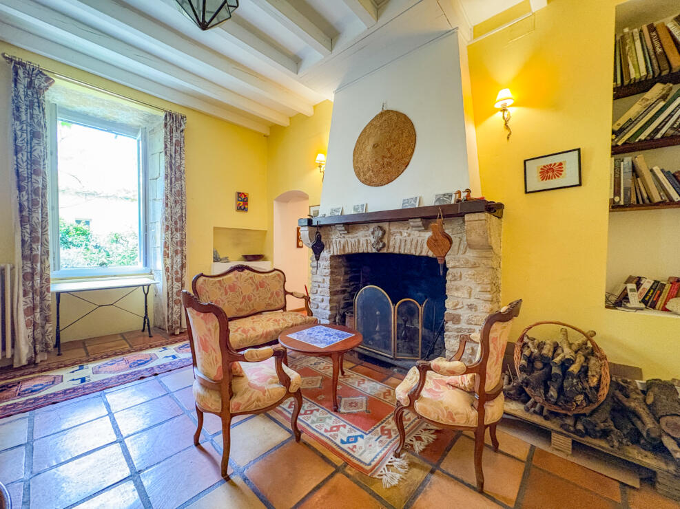 Beautiful 18th Century Presbytery with Pool in Charming Village Setting in the Montagne Noire