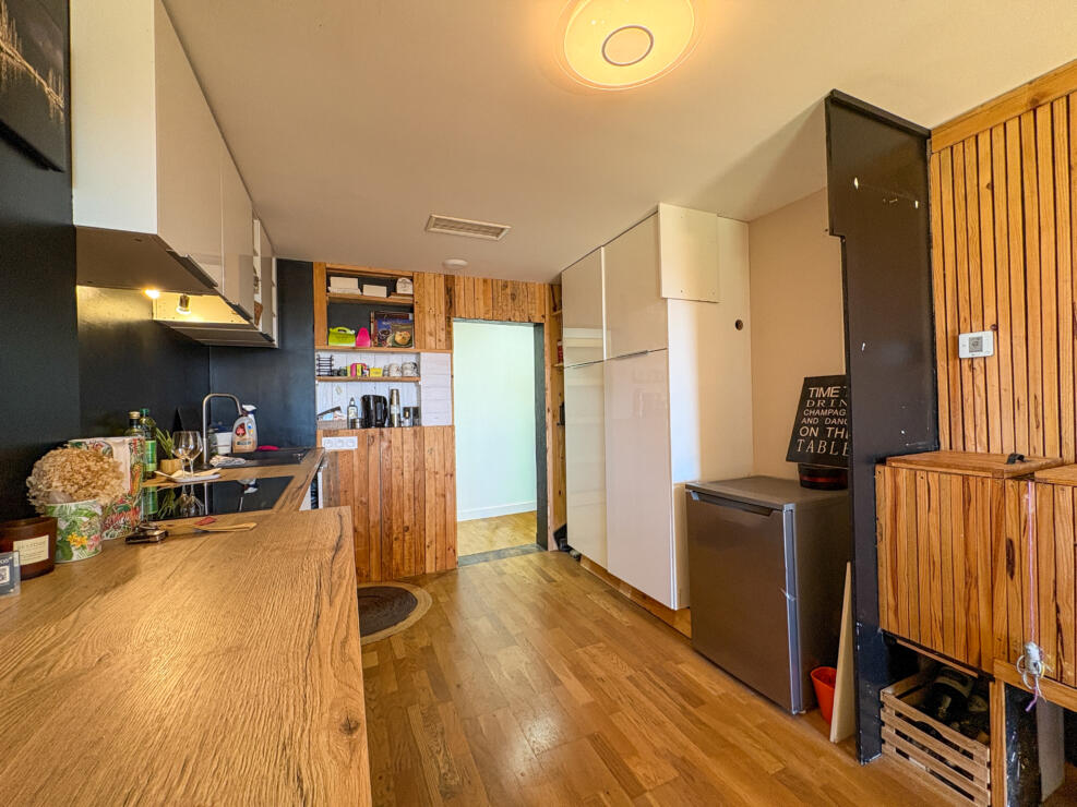 Postcard Views of Carcassonne – Apartment with Terraces & Private Guest Suite