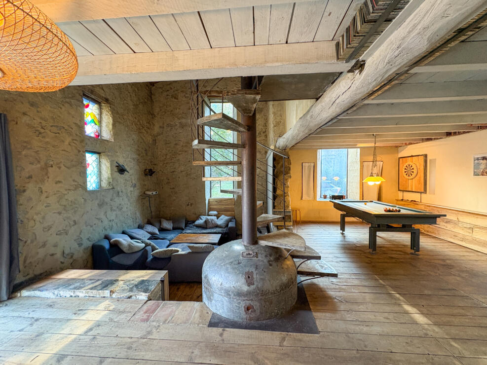 Turnkey Eco-Retreat with Guesthouse, Restaurant Facilities, Pool & Complete Seclusion