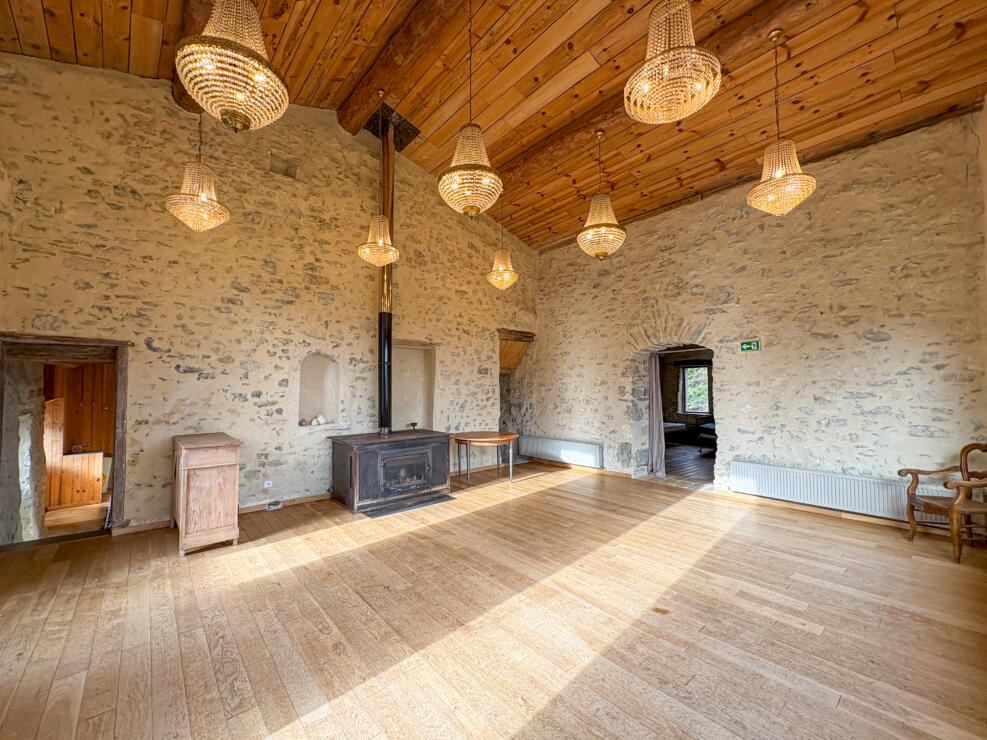 Turnkey Eco-Retreat with Guesthouse, Restaurant Facilities, Pool & Complete Seclusion