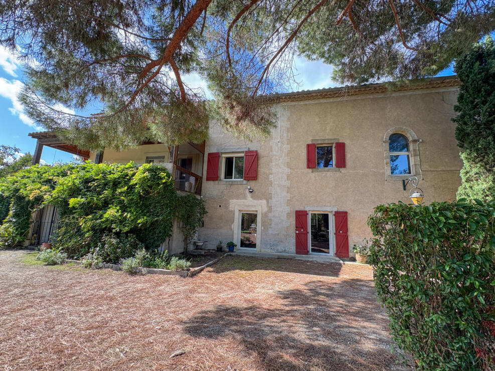 Prestigious Stone Property between Carcassonne and Limoux with Pool, Garage and a Workshop