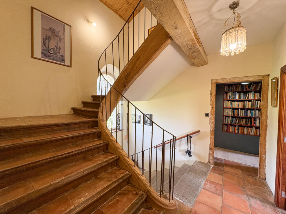 Prestigious Stone Property between Carcassonne and Limoux with Pool, Garage and a Workshop