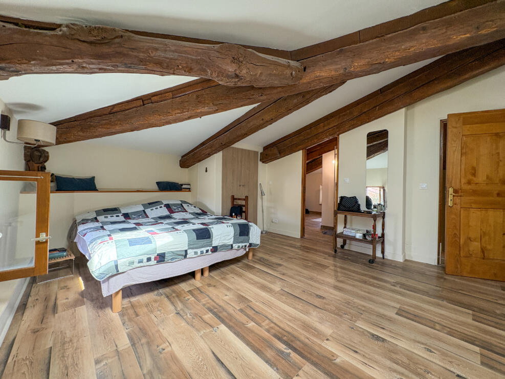Prestigious Stone Property between Carcassonne and Limoux with Pool, Garage and a Workshop