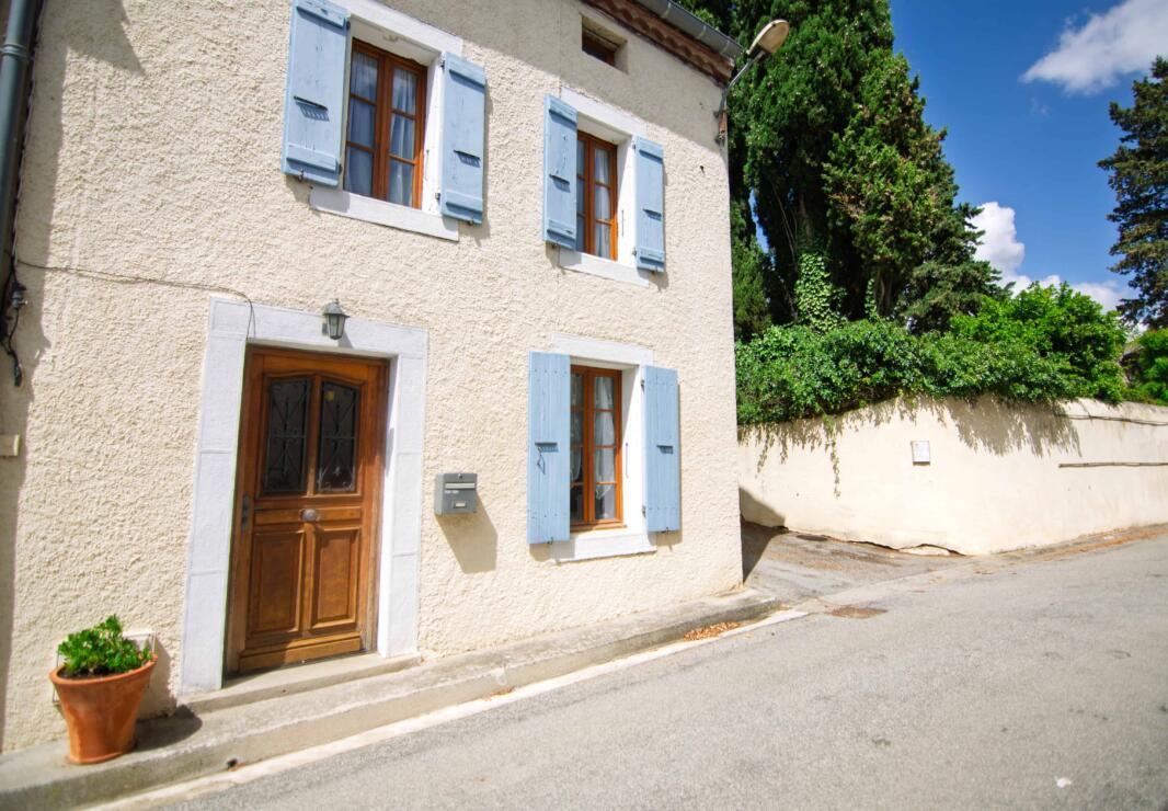 Spacious 4/5-bed family home with large garden, pool, double garage – B&B potential near Belpech