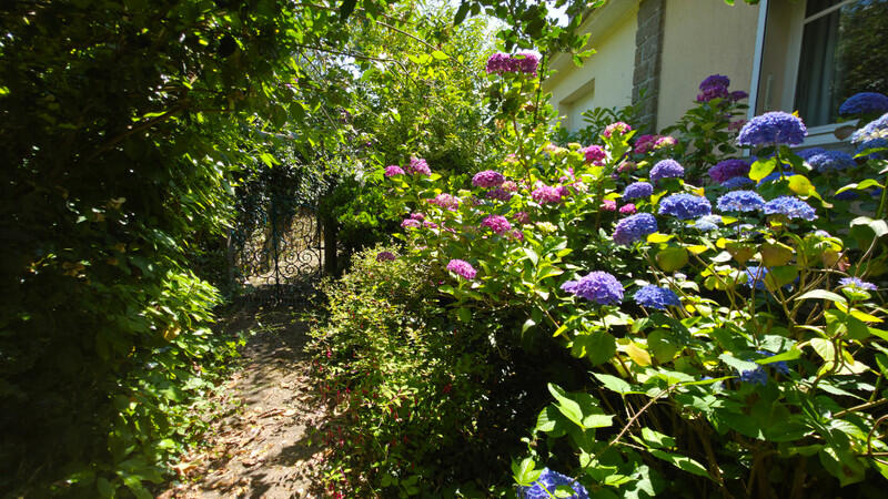 3 bedroom House for Sale in Domfront en Poiraie, Orne, Normandy