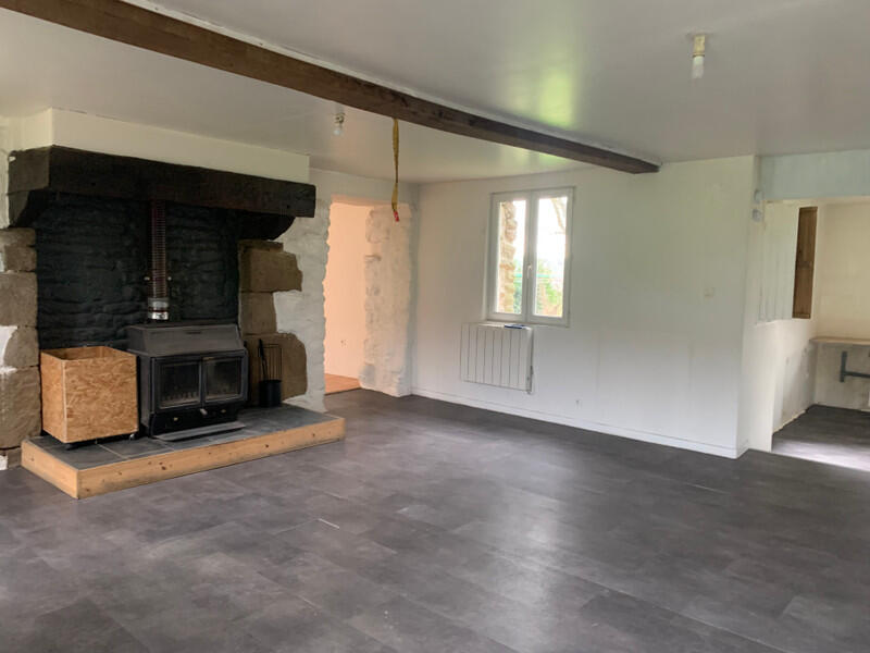 3 Bedroom House for Sale in Sourdeval, Manche, Normandy