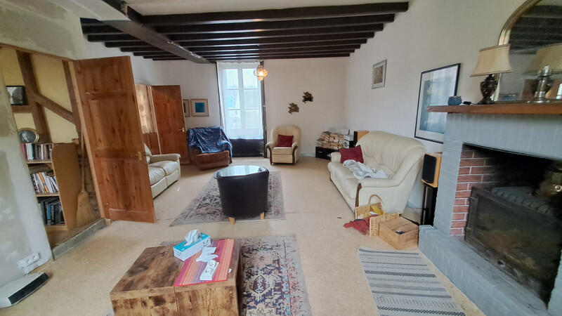 4 Bedroom House for Sale in Domfront en Poiraie, Orne, Normandy