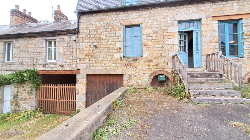 4 Bedroom House for Sale in Domfront en Poiraie, Orne, Normandy