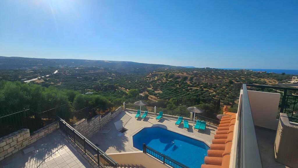 4 bedroom Villa in Gouves, Heraklion Prefecture, Greece – 66497