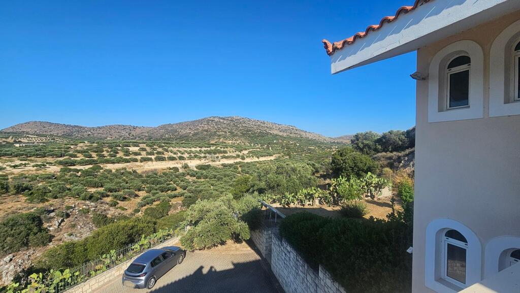 4 bedroom Villa in Gouves, Heraklion Prefecture, Greece – 66497