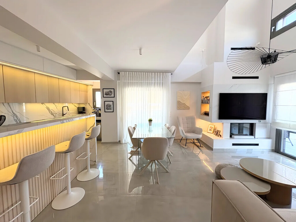 4 bedroom Maisonette in Ilioupoli, Athens – South, Greece – GDOMV3