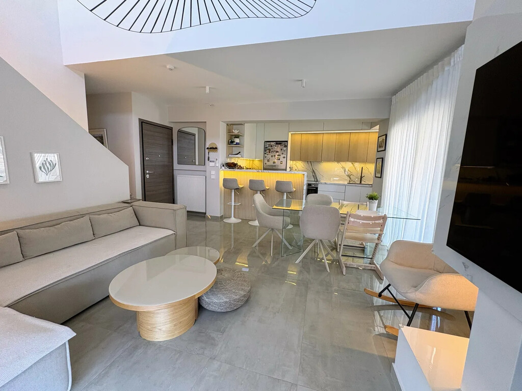 4 bedroom Maisonette in Ilioupoli, Athens – South, Greece – 66471