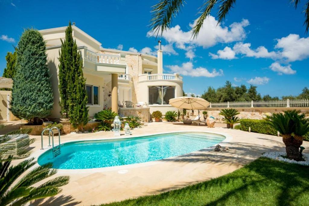 7 bedroom Villa in Gouves, Heraklion Prefecture, Greece – GDOMV3