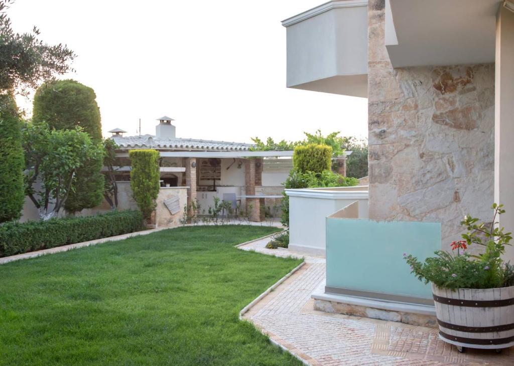 7 bedroom Villa in Gouves, Heraklion Prefecture, Greece – 66470
