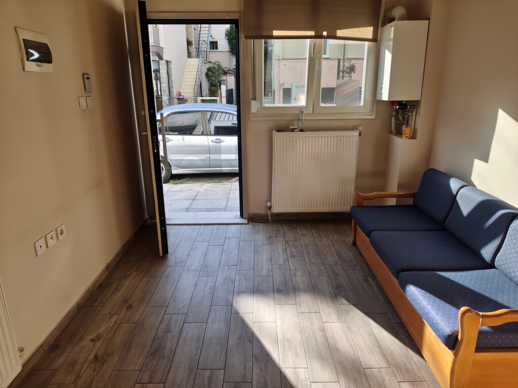 Flat in Ampelokipoi, Thessaloniki – Suburbs, Greece – 66461