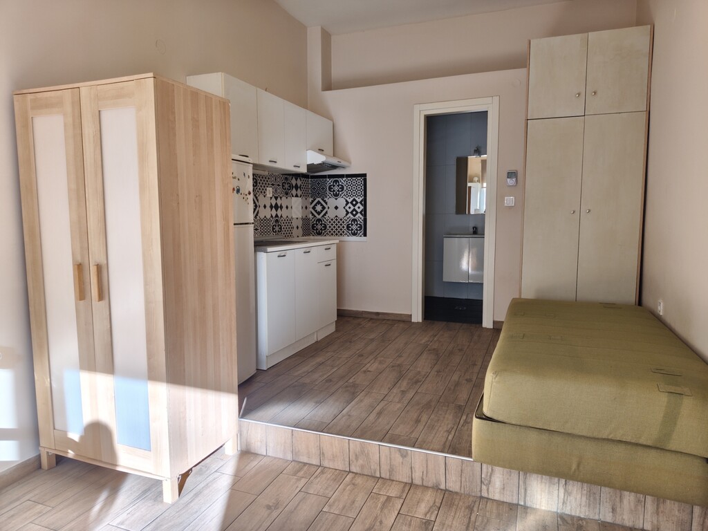 Flat in Ampelokipoi, Thessaloniki – Suburbs, Greece – 66461