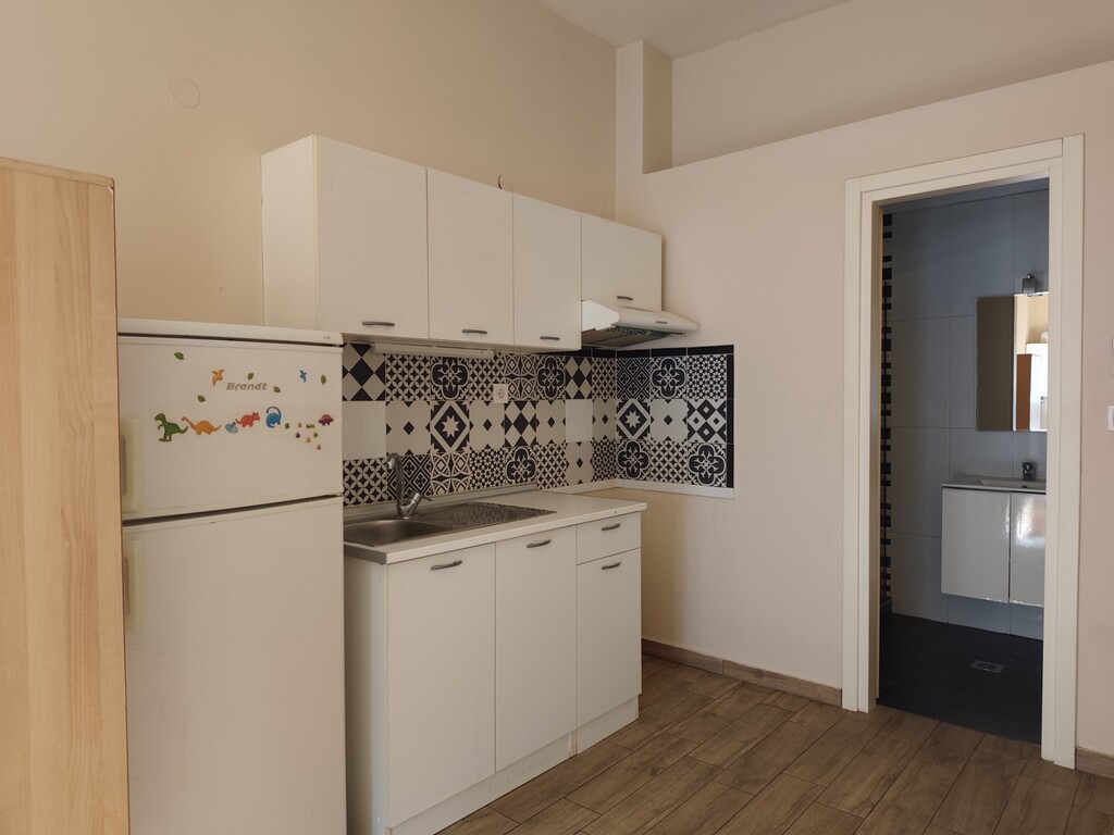Flat in Ampelokipoi, Thessaloniki – Suburbs, Greece – 66461