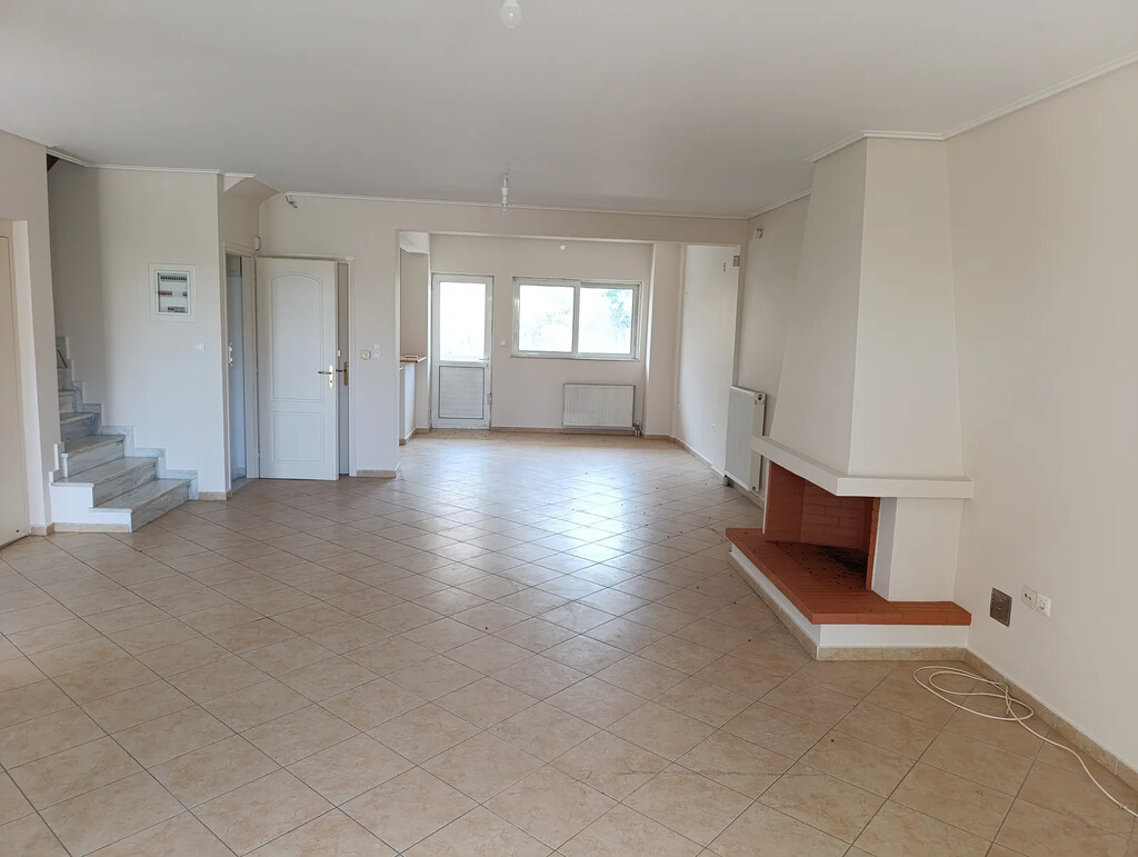 3 bedroom Maisonette in Rafina, Rest Of Attica, Greece – GDOMV3