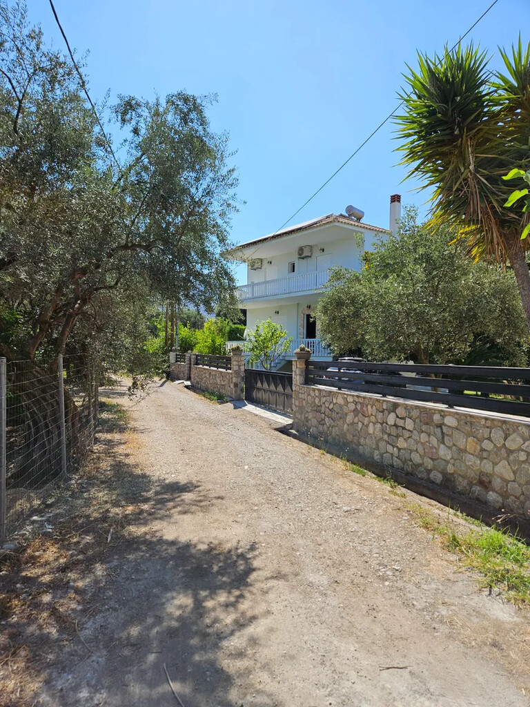 3 bedroom Detached house in Diakopto, Achaia, Greece – 66451