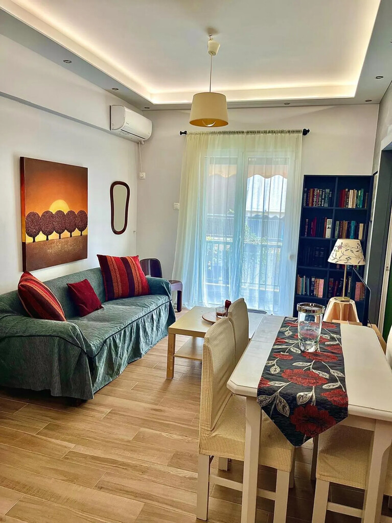 2 bedroom Flat in Exarchia – Neapoli, Athens – Center, Greece – GDOMV3