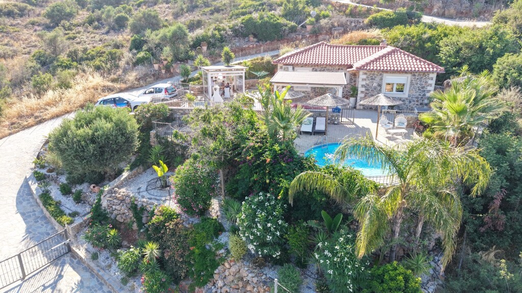 2 bedroom Villa in Neapoli, Lasithi Prefecture, Greece – GDOMV3
