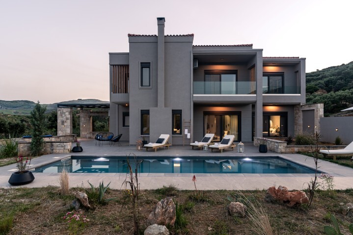 4 bedroom Villa in Kolimvari, Chania Prefecture, Greece – GDOMV3