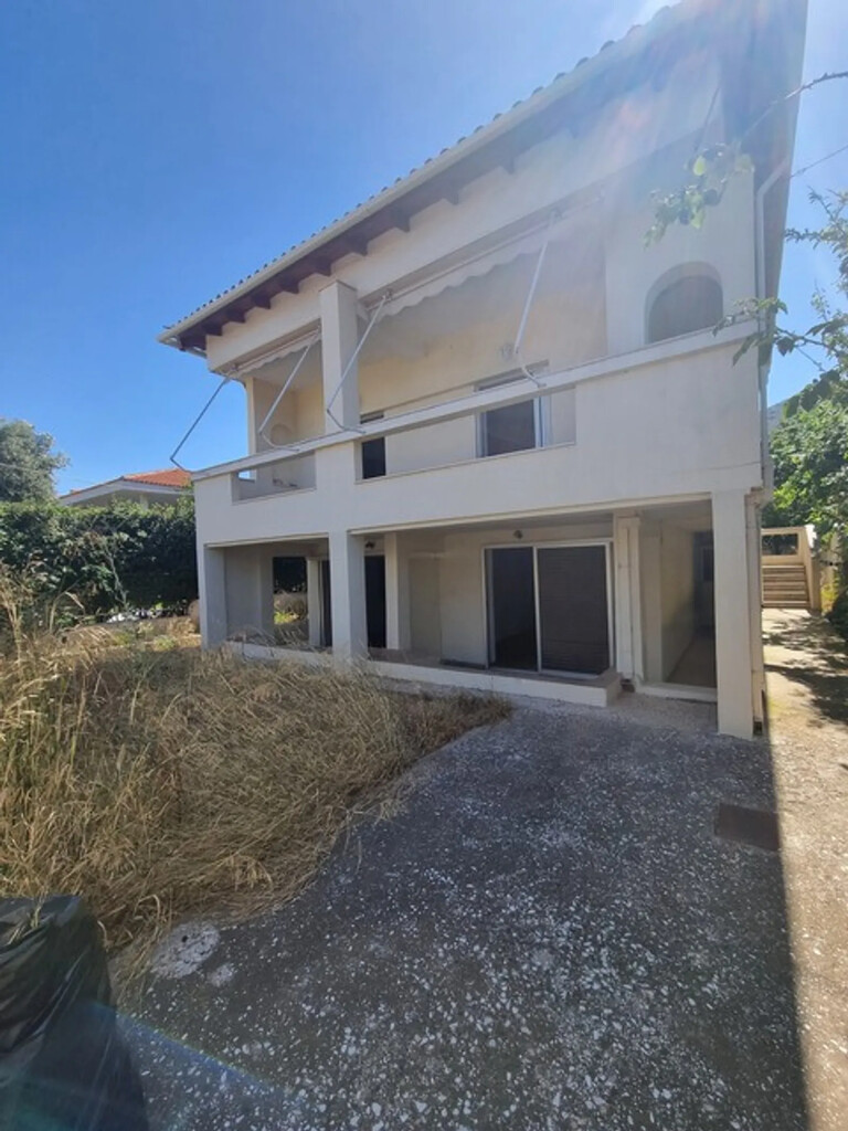 5 bedroom Detached house in Nea Makri, Athens – East, Greece – GDOMV3