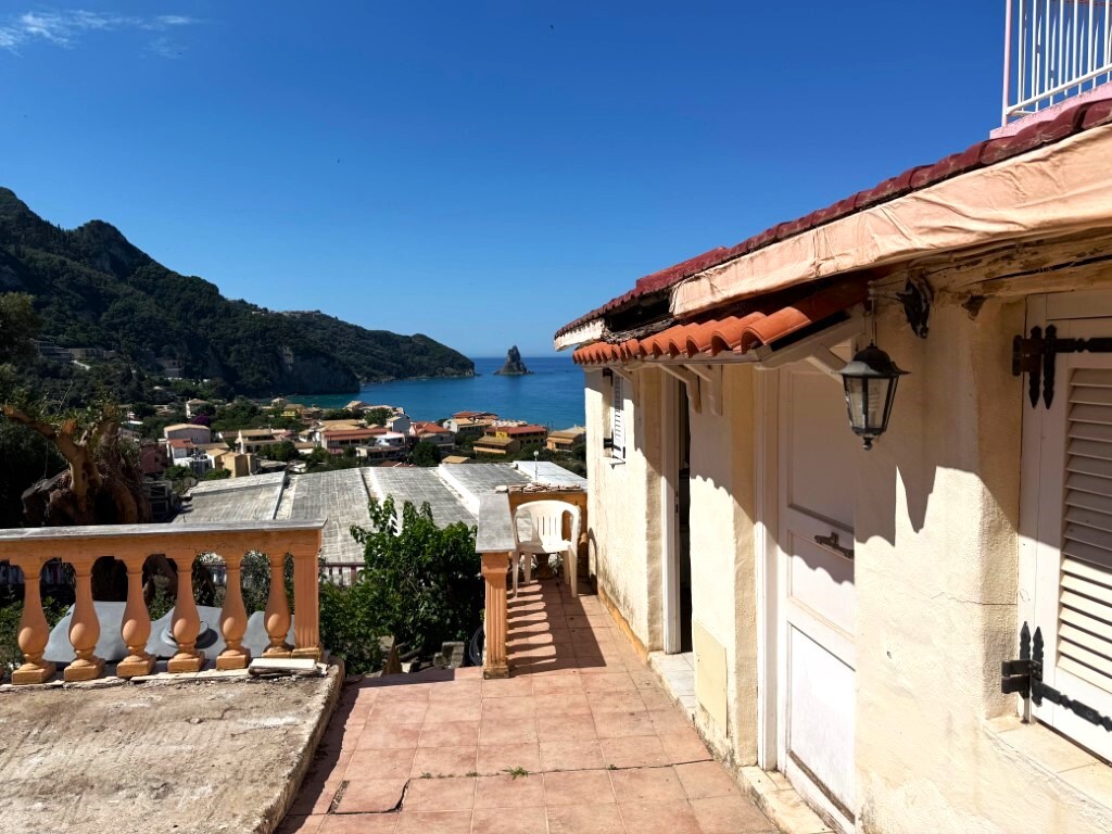 8 bedroom Complex in Corfu, Corfu Prefecture, Greece – GDOMV3