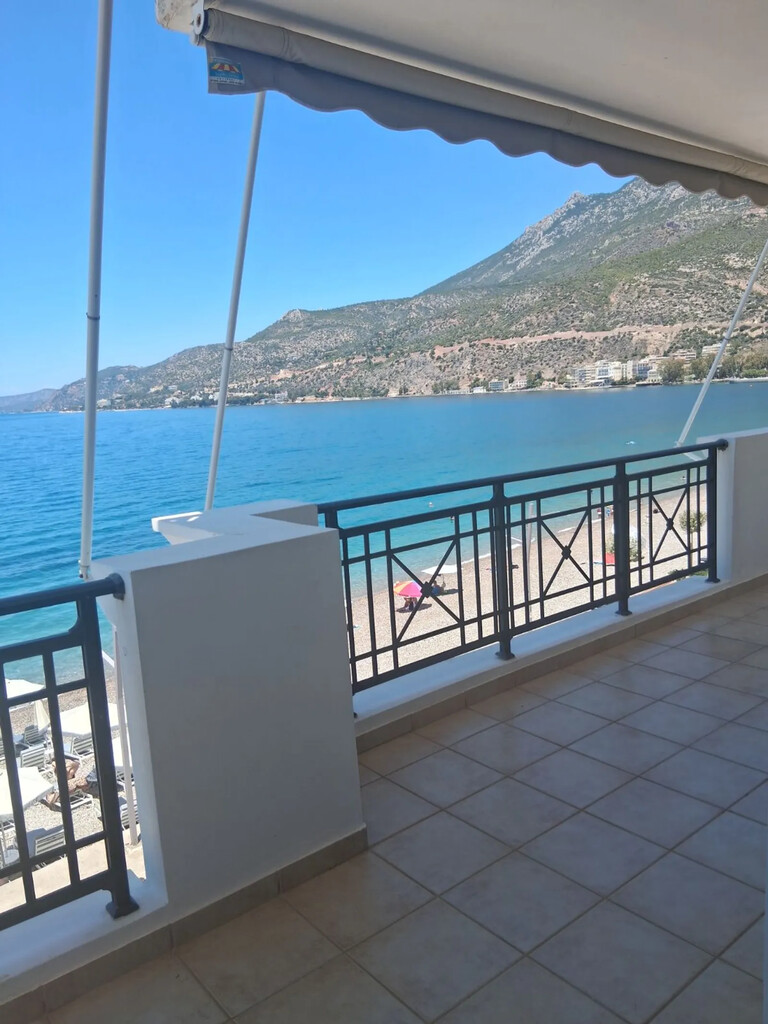 2 bedroom Flat in Loutraki-Perachora, Corinthia, Greece – GDOMV3