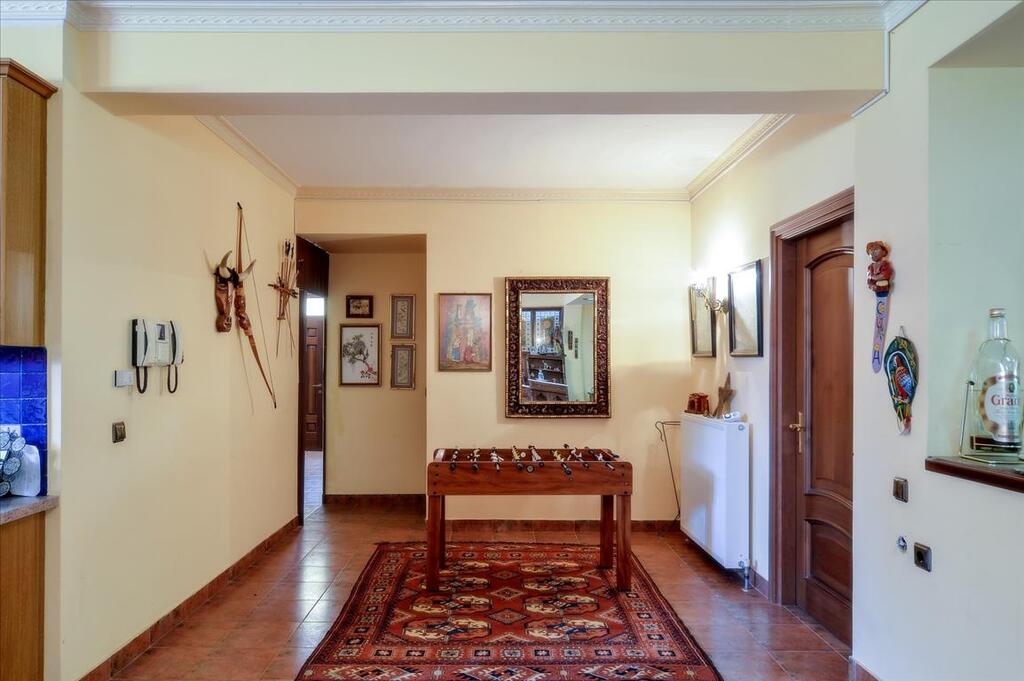 Villa in Mikra, Thessaloniki – Suburbs, Greece – 66315
