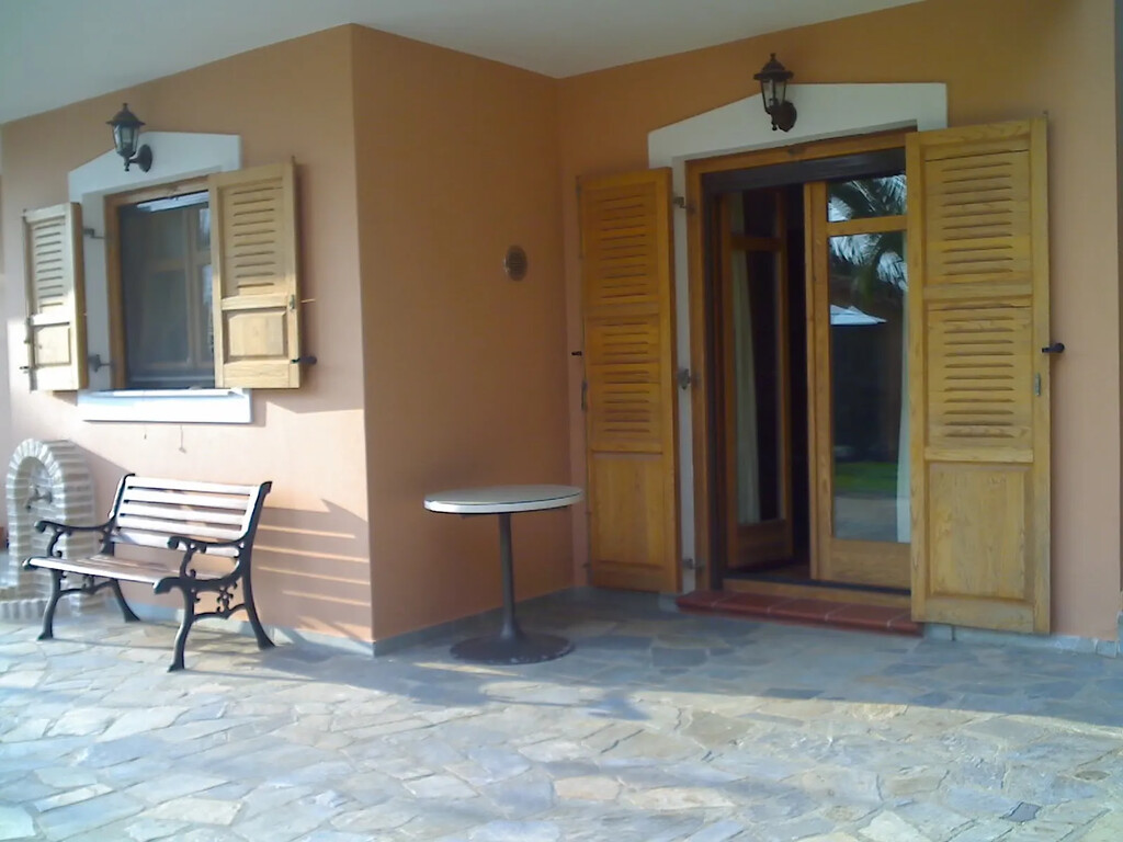 2 bedroom Detached house in Kalivia Thorikou, Rest Of Attica, Greece – 66281